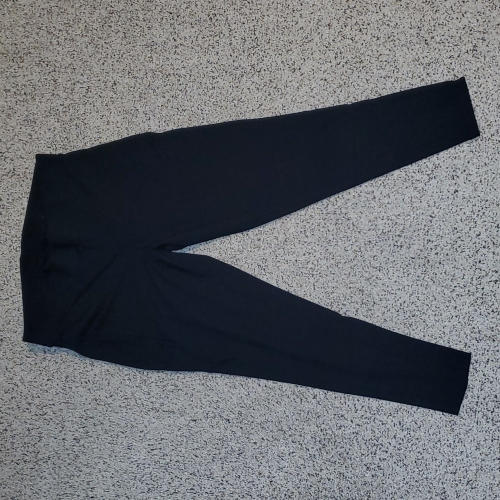 NWOT Torrid Yoga Black Legging Pants